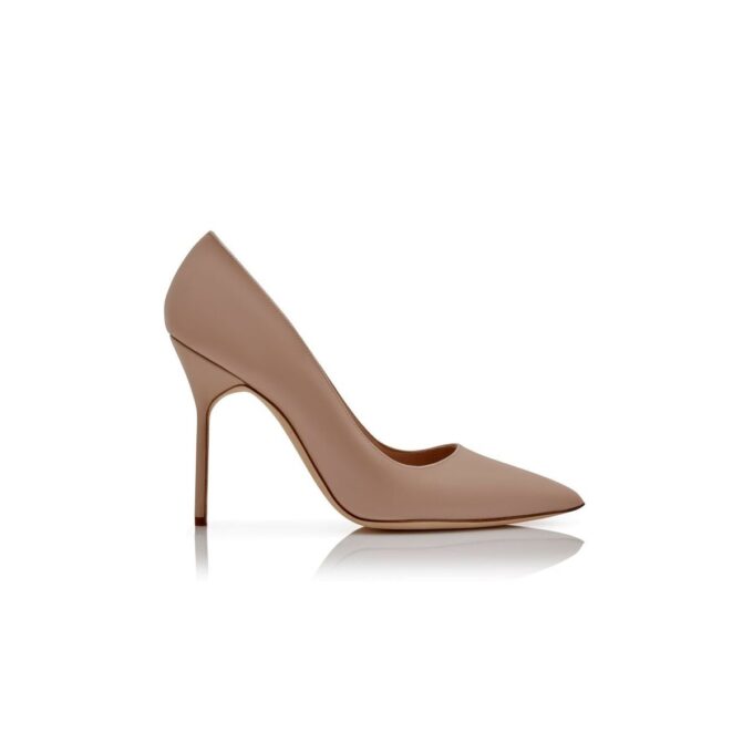 BB PATENT Décolleté a punta in vernice beige BB PATENT Décolleté a punta in vernice beige