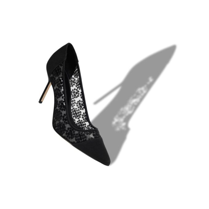 Décolleté CAPCOUR in pizzo nero con dettagli floreali Décolleté CAPCOUR in pizzo nero con dettagli floreali