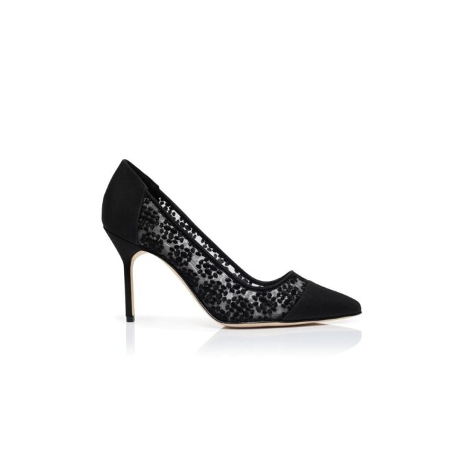 Décolleté CAPCOUR in pizzo nero con dettagli floreali Décolleté CAPCOUR in pizzo nero con dettagli floreali