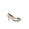 Hangisi 50 Décolleté in raso bianco con fibbia gioiello Hangisi 50 Décolleté in raso bianco con fibbia gioiello