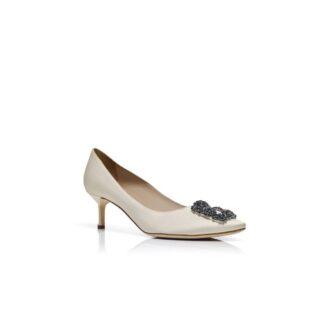 Hangisi 50 Décolleté in raso bianco con fibbia gioiello