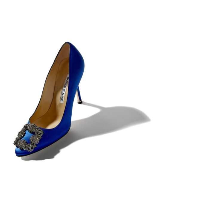 Hangisi Décolleté blu in raso con fibbia gioiello