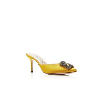 Hangisimu Sabot in raso giallo con fibbia gioiello