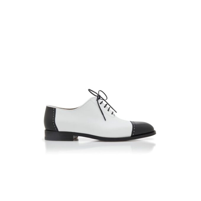 MANOLO Scarpe stringate in pelle di vitello bianca e nera MANOLO Scarpe stringate in pelle di vitello bianca e nera