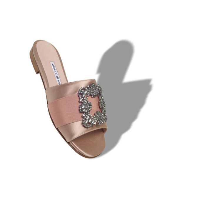 Martamod Sandali bassi in raso beige con fibbia gioiello