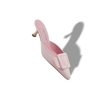Maysale Sabot in pelle scamosciata rosa chiaro con fibbia Maysale Sabot in pelle scamosciata rosa chiaro con fibbia