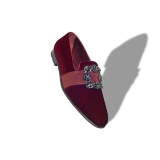 Mocassini CARLTON in velluto rosso scuro con fibbia gioiello