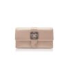 Pochette Capri in raso beige con fibbia gioiello Pochette Capri in raso beige con fibbia gioiello