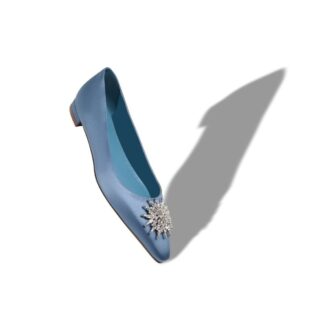 RONCONAFLAT Décolleté bassa in raso blu con decorazioni in cristallo