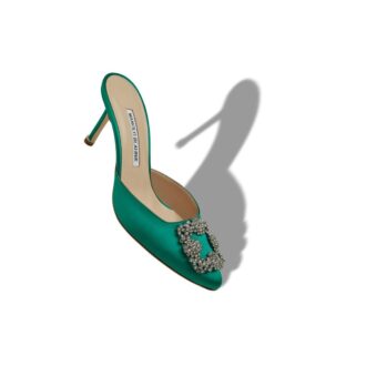 Sabot Hangisimu in raso verde con fibbia gioiello
