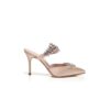 Sabot Lurum in raso beige chiaro impreziosito da cristalli Sabot Lurum in raso beige chiaro impreziosito da cristalli